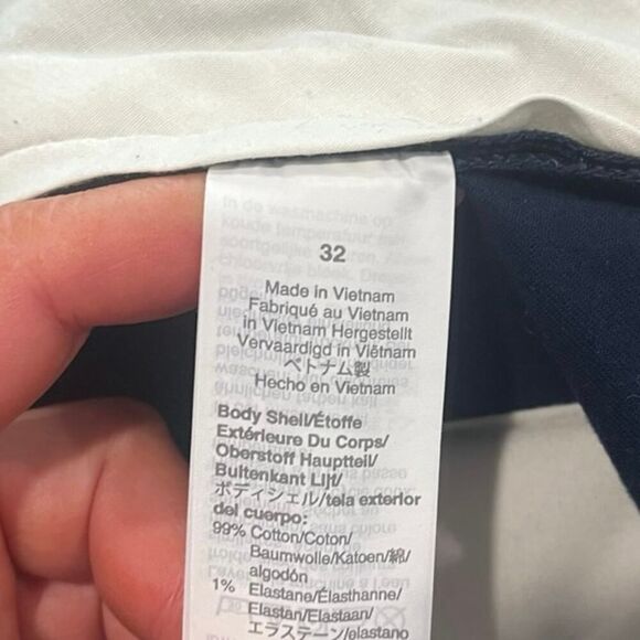 J.Crew Mens 7" Chino Shorts Mid Rise Flat Front Cotton Blend Stretch Navy Sz 32 - Picture 6 of 7